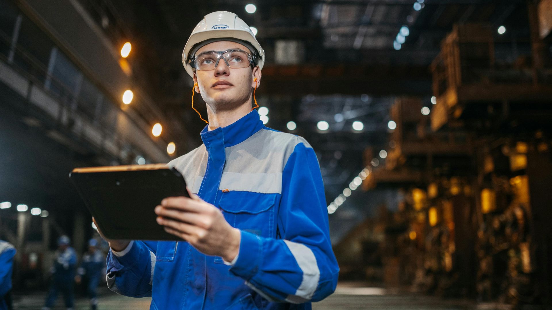 Manufacturing floor team